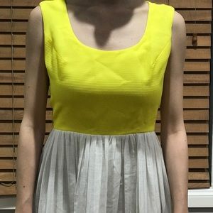 Beautiful vintage yellow dress
